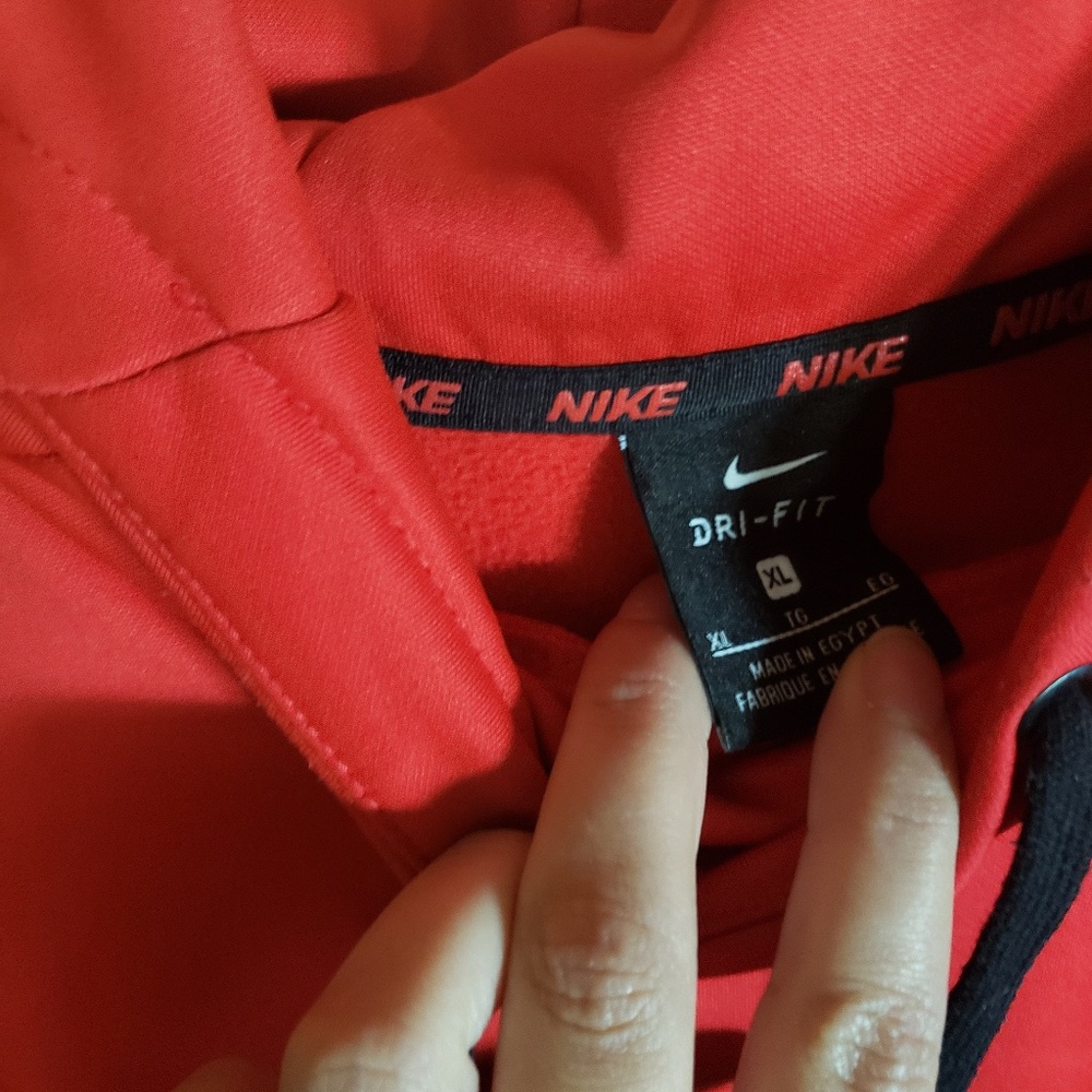 Nike Sweater - Picture 4 of 4